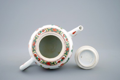 A Chinese famille verte teapot and cover, Kangxi