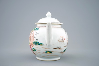 Een Chinese famille rose theepot met Europees decor van het "Afscheid van de zeeman", Qianlong, 18e eeuw