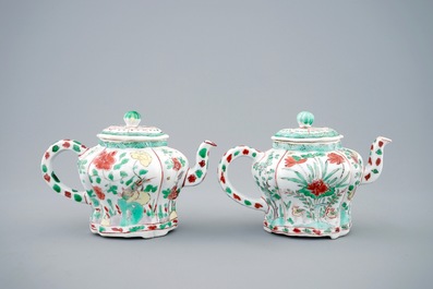 A pair of Chinese famille verte teapots and covers, Kangxi