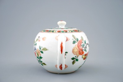 A Chinese famille verte teapot and cover, Kangxi