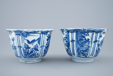 A pair of Chinese blue and white crow cups, Ming, Wanli