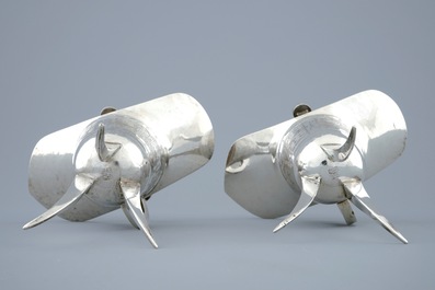 A pair of Chinese silver archaic "Jue" wine cups marked for Heng Li, Tientsin, 19th C.