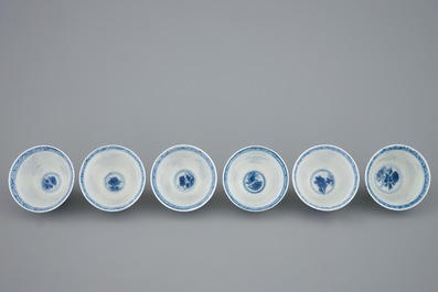 Een set van zes Chinese blauw-witte kop en schotels, Kangxi