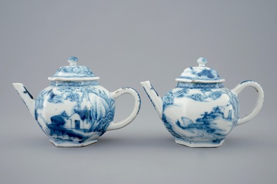 A pair of Chinese blue and white teapots and covers, 18th C.