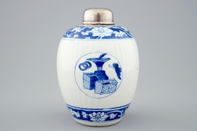 A Chinese blue and white tea caddy with silver cover, Kangxi