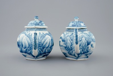 A pair of Chinese blue and white teapots and covers, 18th C.