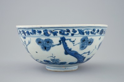 Een Chinese blauw-witte kom met kraanvogels, Ming Dynastie