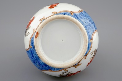 A Chinese blue ground double gourd vase with roosters, 18/19th C.