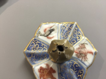 A fine pair of large Chinese Imari style teapots and covers, Kangxi