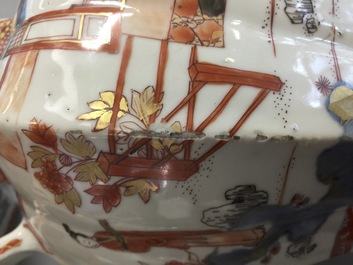 A fine pair of large Chinese Imari style teapots and covers, Kangxi