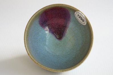 A small Chinese junyao glazed bowl, prob. Song Dynasty, 10/13th C.
