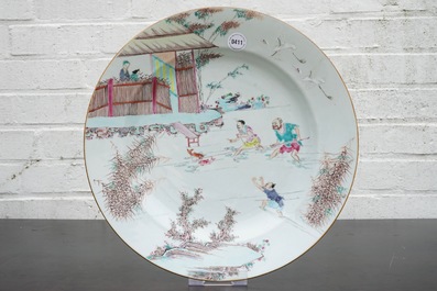 A Chinese famille rose "fishing" dish, Yongzheng, 1723-1735