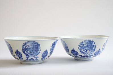 A pair of fine Chinese blue and white phoenix bowls, Kangxi