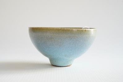 A small Chinese junyao glazed bowl, prob. Song Dynasty, 10/13th C.
