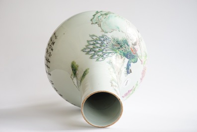 Een Chinese qianjiang cai vaas met vogels, gesigneerd Ma Qing Yun, 19/20e eeuw