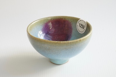 A small Chinese junyao glazed bowl, prob. Song Dynasty, 10/13th C.