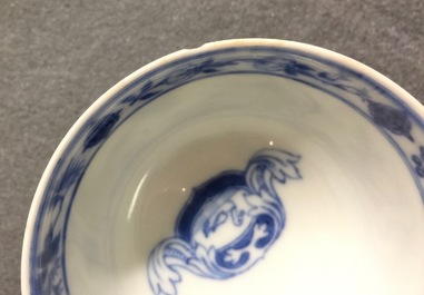 A Chinese blue and white cup and saucer with "La Dame au Parasol" after Pronk, ca. 1740