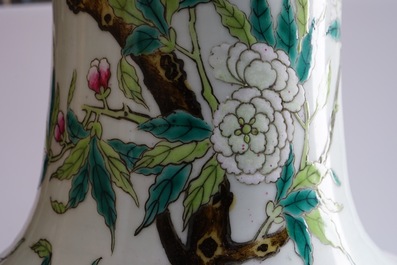 A fine Chinese famille rose tianqiuping "Nine peaches" vase, Guangxu mark, 19/20th C.