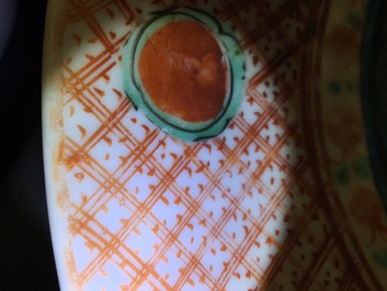 Un plat en porcelaine de Chine dit de Swatow, Dynastie Ming, 16/17&egrave;me