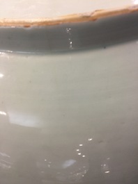 Un grand plat en porcelaine de Chine famille verte, Kangxi
