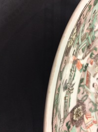 Un grand plat en porcelaine de Chine famille verte, Kangxi