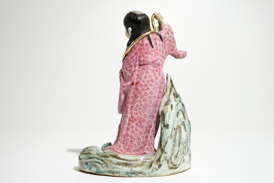 Un mod&egrave;le de Liu Hai et le crapaud en porcelaine de Chine famille rose, 20&egrave;me