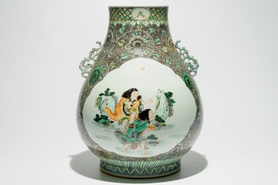 A large Chinese famille verte "HeHe Er Xian" hu vase, 19/20th C.