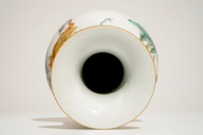 A fine Chinese famille rose warrior vase, 19th C.
