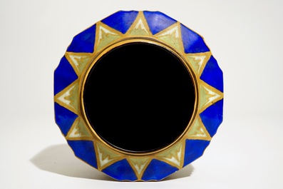 Un prototype d'un vase &agrave; d&eacute;cor g&eacute;om&eacute;trique, Marcel Bourdon et Charles Catteau pour Boch Fr&egrave;res Keramis, ca. 1927
