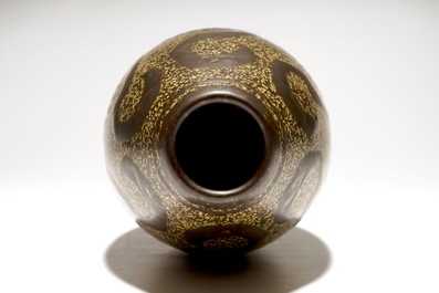 Un vase en gr&egrave;s aux flamants, Charles Catteau pour Boch Fr&egrave;res Keramis, ca. 1924
