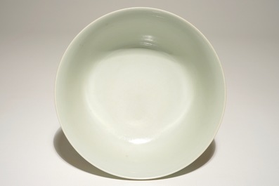 A Chinese famille rose bowl, Daoguang mark, 19/20th C.