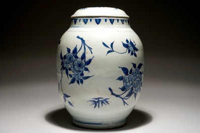 A Chinese blue and white ovoid jar and cover with floral sprigs, Transitional period, Chongzhen