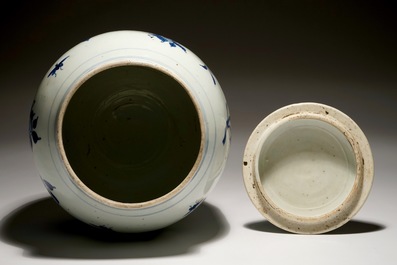 A Chinese blue and white ovoid jar and cover with floral sprigs, Transitional period, Chongzhen