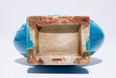 A Chinese turquoise relief-decorated moonflask with relief design, 19th C.