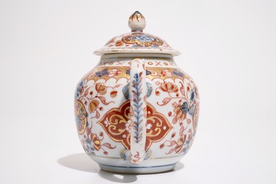 A Chinese Dutch decorated teapot and cover with floral design, Qianlong