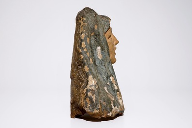 Une buste de la Madone en terre cuite polychrome, Italie, prob. Bologne, 16&egrave;me