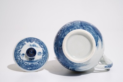 Un pot &agrave; lait en porcelaine de Chine bleu et blanc, Qianlong