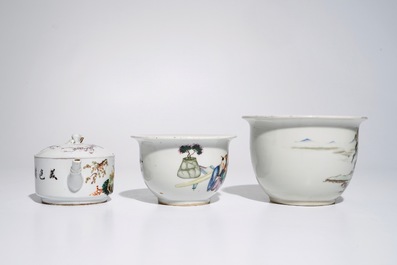 Un lot vari&eacute; en porcelaine de Chine qianjiang cai, 19/20&egrave;me