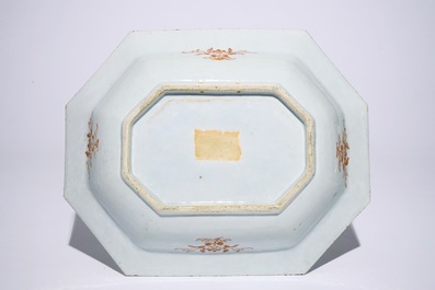 A Chinese famille rose ewer with cover and basin, Qianlong