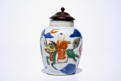 A small Chinese wucai jar with a by riding a kylin, Transitional period, Shunzhi