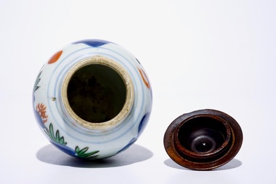 A small Chinese wucai jar with a by riding a kylin, Transitional period, Shunzhi
