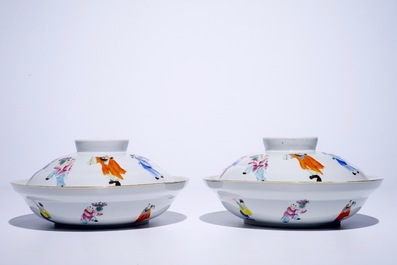 Une paire de bols couverts en porcelaine de Chine famille rose, marque et prob. &eacute;poque de Guangxu, 19/20&egrave;me
