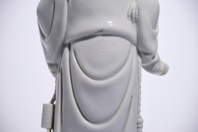 Un mod&egrave;le de Liu Hai et le crapaud en blanc de Chine de Dehua, marque de Xie Bamboo, d&eacute;but du 19&egrave;me
