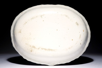 A large white Delft pointed oval dripping pan, 18th C.