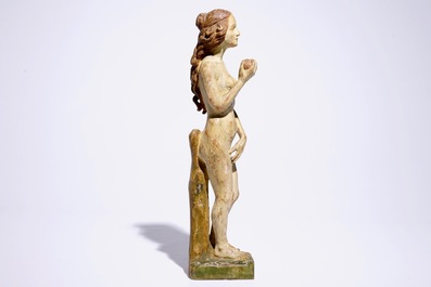 Un grand mod&egrave;le d'Eve en bois sculpt&eacute; polychrome, France, 17&egrave;me