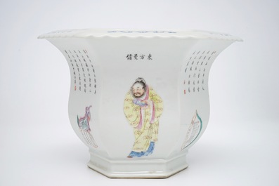 A Chinese famille rose hexagonal "Wu Shuang Pu" jardiniere, 20th C.