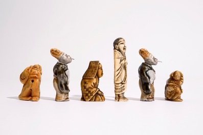 Six netsuke en ivoire et porcelaine, Japon, Meiji/Taisho, 19/20&egrave;me