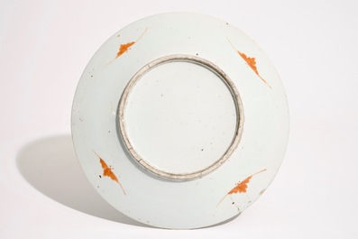 A Chinese qianjiang cai hat stand, a teapot and cover, a bowl and a dish, 19/20th C.