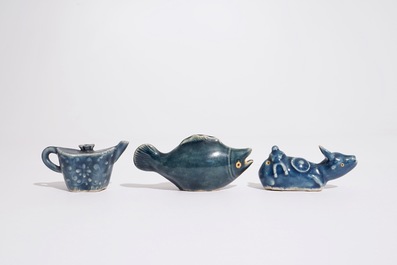 Three Chinese monochrome blue waterdroppers, 19/20th C.
