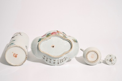 A Chinese qianjiang cai hat stand, a teapot and cover, a bowl and a dish, 19/20th C.
